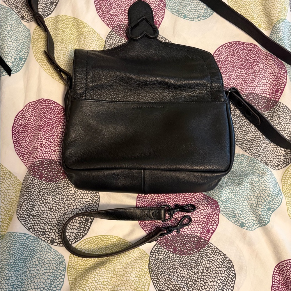 Aimee Kestenberg Black Leather Heart-Clasp Crossbody Bag - Picture 3 of 4